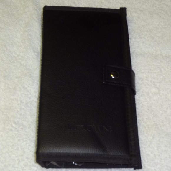 Crown Pro Brushes NWOT - Picture 2 of 2